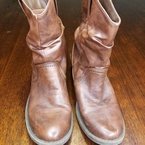 Brown boots